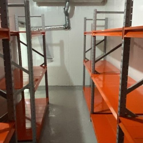 estrutura de armazenagem industrial com porta pallet em goiania